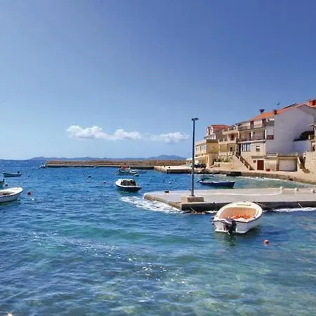 Apartment Doris Zavalatica