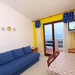 Διαμέρισμα Doris *