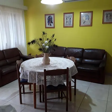 Doris Apartament *