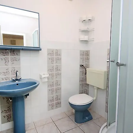 Apartament Doris *
