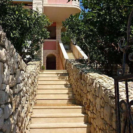 Doris * 扎瓦拉提卡